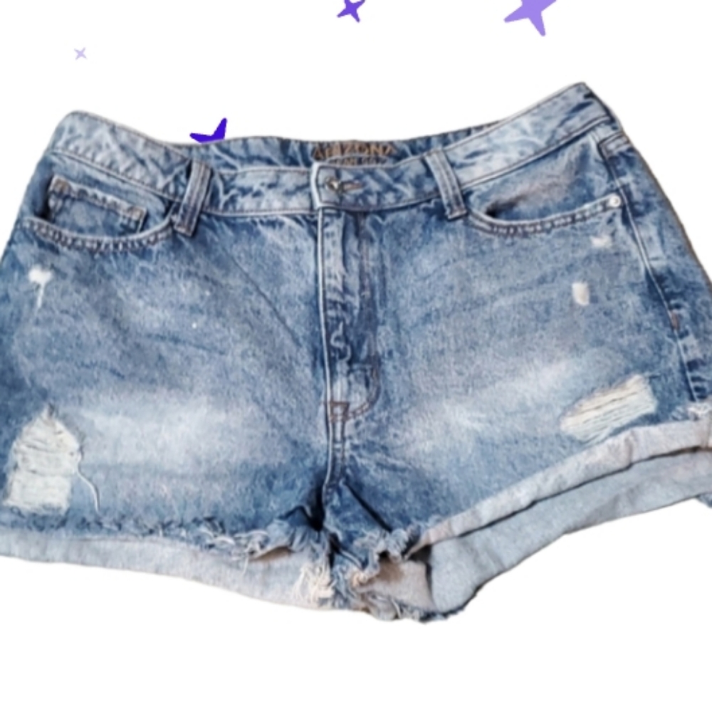 Juniors 15 Arizona distressed Jean shorts